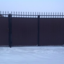 Забор, калитка и ворота из профлиста с установкой
